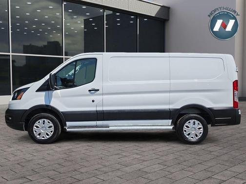 Oxford White 2025 Ford Transit-250 Base