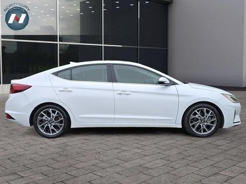 2020 Hyundai ELANTRA Limited