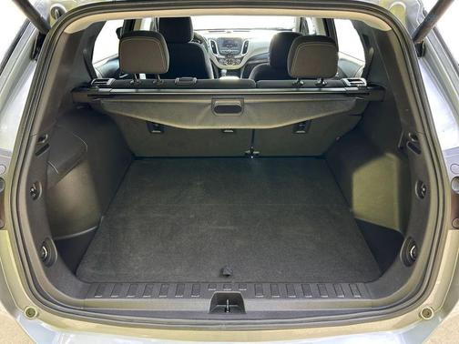 Sterling Gray Metallic 2023 Chevrolet Equinox 1LT