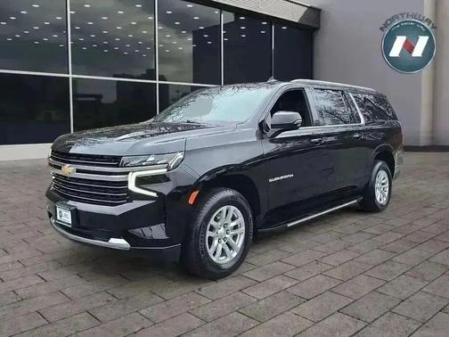 2022 Chevrolet Suburban LT