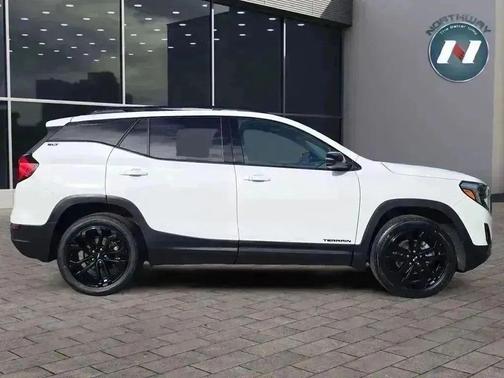 2021 GMC Terrain SLT