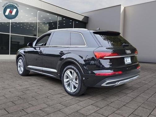 2022 Audi Q7 45 Premium