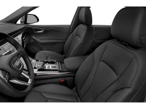 2022 Audi Q7 45 Premium
