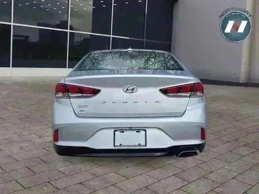2018 Hyundai SONATA SE