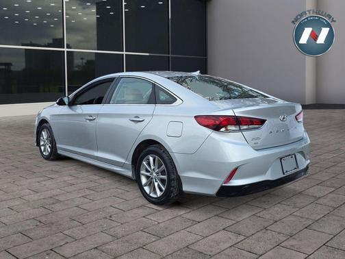 2018 Hyundai SONATA SE