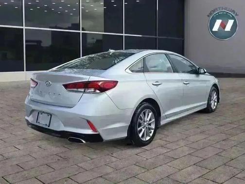 2018 Hyundai SONATA SE