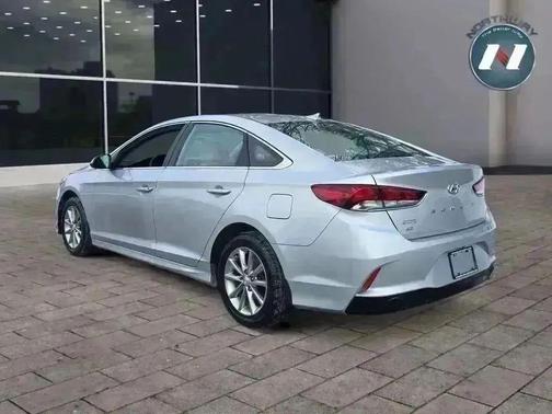 2018 Hyundai SONATA SE