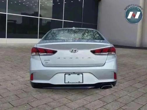 2018 Hyundai SONATA SE