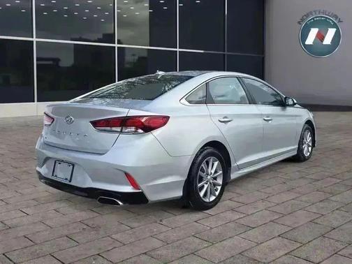 2018 Hyundai SONATA SE