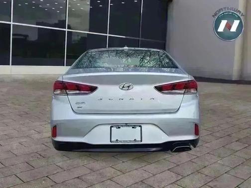 2018 Hyundai SONATA SE