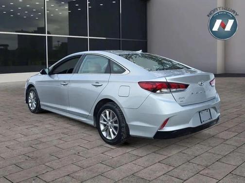 2018 Hyundai SONATA SE