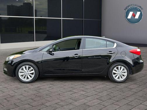 Aurora Black 2014 Kia Forte EX