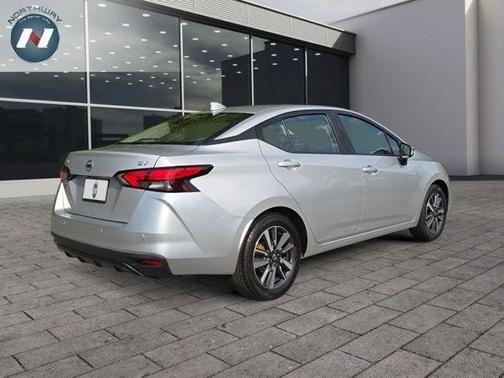 2021 Nissan Versa 1.6 SV