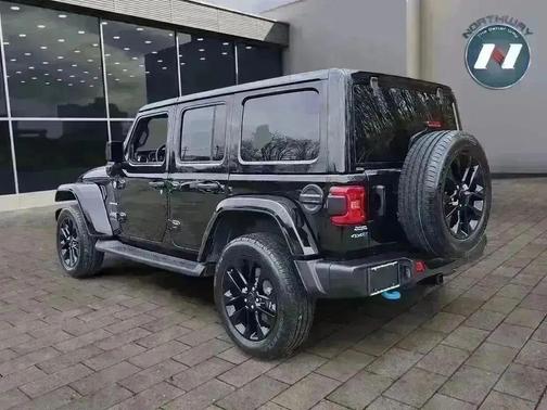 2024 Jeep Wrangler 4xe Sahara