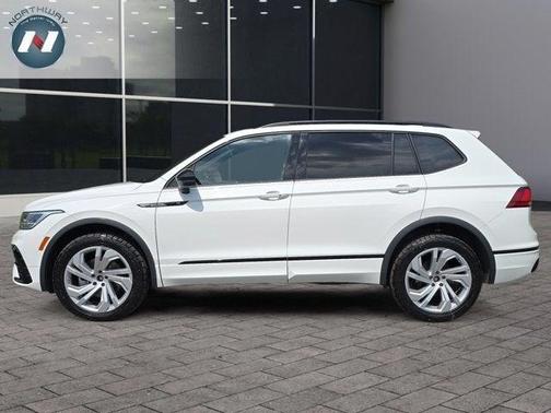 2022 Volkswagen Tiguan 2.0T SE R-Line Black
