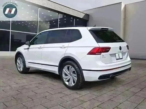 2022 Volkswagen Tiguan 2.0T SE R-Line Black 4MOTION