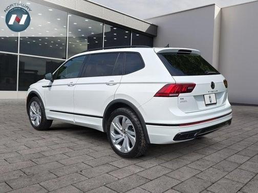 2022 Volkswagen Tiguan 2.0T SE R-Line Black