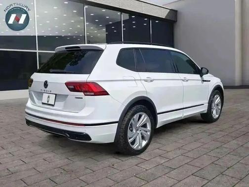 2022 Volkswagen Tiguan 2.0T SE R-Line Black 4MOTION