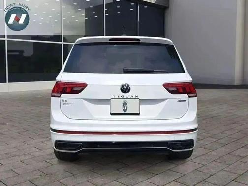 2022 Volkswagen Tiguan 2.0T SE R-Line Black 4MOTION