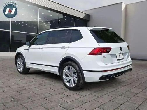 2022 Volkswagen Tiguan 2.0T SE R-Line Black 4MOTION