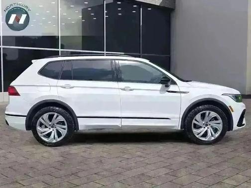 2022 Volkswagen Tiguan 2.0T SE R-Line Black 4MOTION