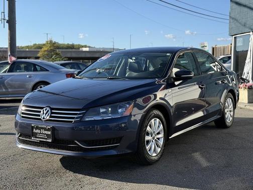 2015 Volkswagen Passat 1.8T S