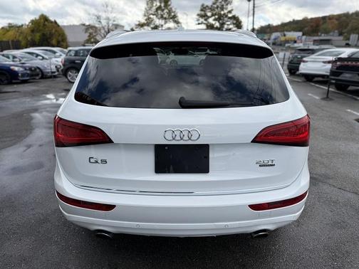 2016 Audi Q5 2.0T Premium Plus