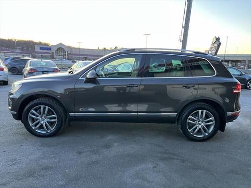 2015 Volkswagen Touareg TDI Lux