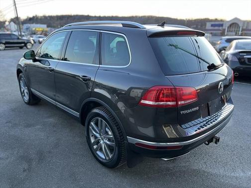 2015 Volkswagen Touareg TDI Lux
