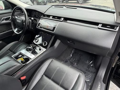 BLACK 2018 Land Rover Range Rover Velar P380 S