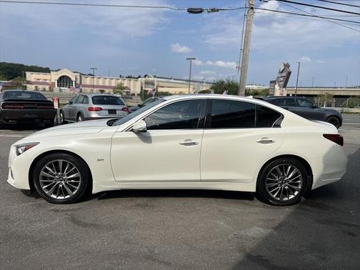 2018 INFINITI Q50 3.0t LUXE