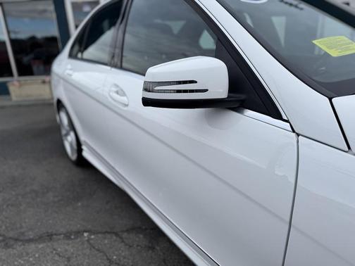 2014 Mercedes-Benz C-Class C 300 4MATIC Sport