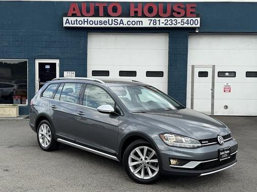 Platinum Gray Metallic 2019 Volkswagen Golf Alltrack TSI S