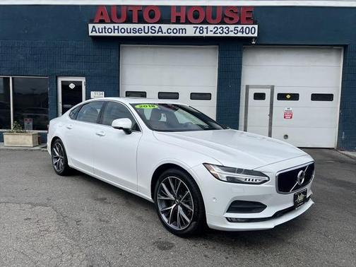 2018 Volvo S90 T5 Momentum