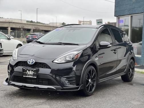 2018 Toyota Prius c Two