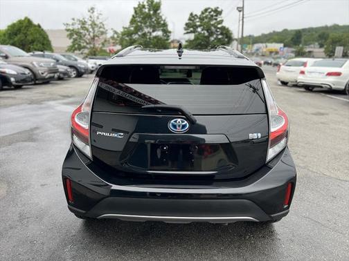 2018 Toyota Prius c Two