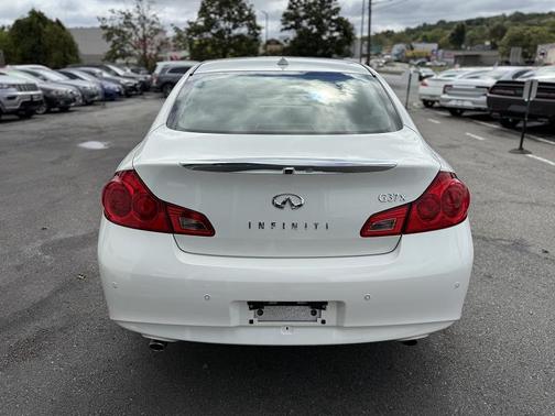 2013 INFINITI G37x Base