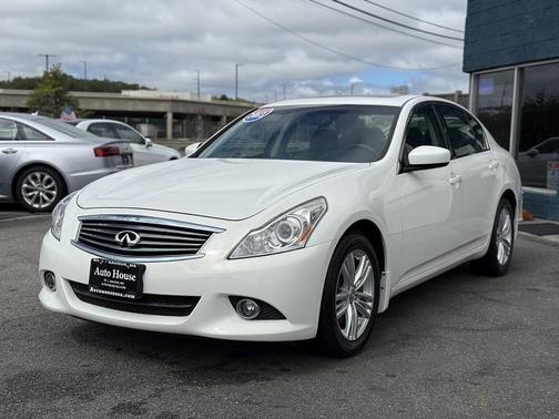2013 INFINITI G37x Base
