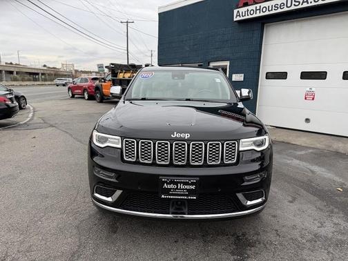 2020 Jeep Grand Cherokee Summit