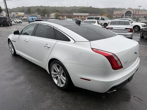 2017 Jaguar XJ XJL Portfolio
