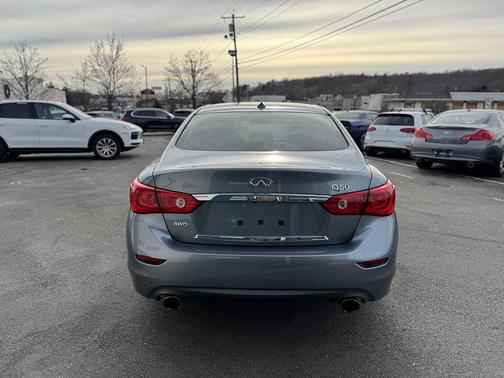 2015 INFINITI Q50 Premium
