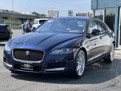 2016 Jaguar XF 35t Prestige