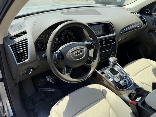 SILVER 2017 Audi Q5 2.0T Premium Plus