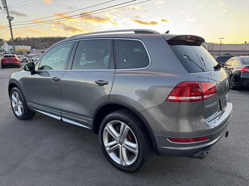 2014 Volkswagen Touareg 3.6L R-Line