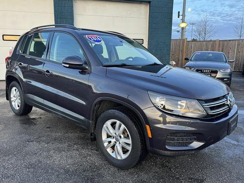 2016 Volkswagen Tiguan S