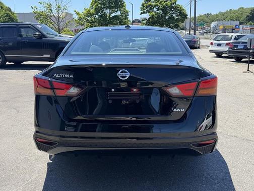 Super Black 2019 Nissan Altima 2.5 S