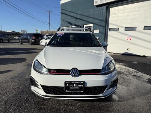 2019 Volkswagen Golf GTI 2.0T S 4-Door