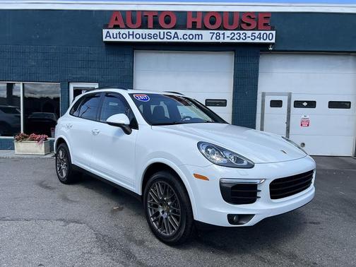 2017 Porsche Cayenne Platinum Edition