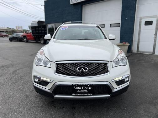 2017 INFINITI QX50 Base
