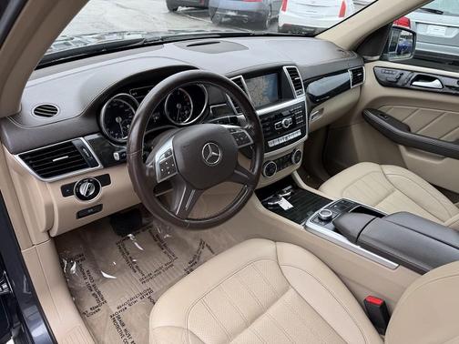 Steel Gray Metallic 2016 Mercedes-Benz GL-Class 4MATIC